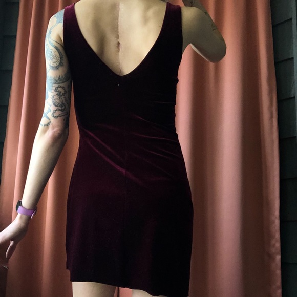 red velvet mini dress - Picture 4 of 4